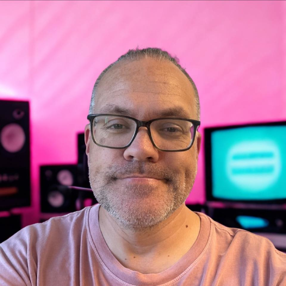 Photo of Gary Hopkins.